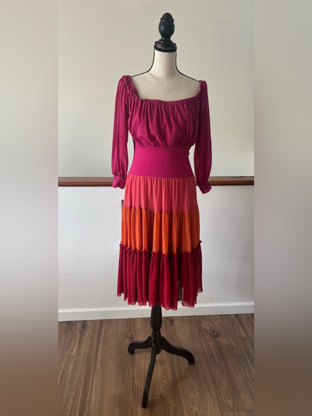 Petit Pois by Vivianna G Tiered Dress Size Small